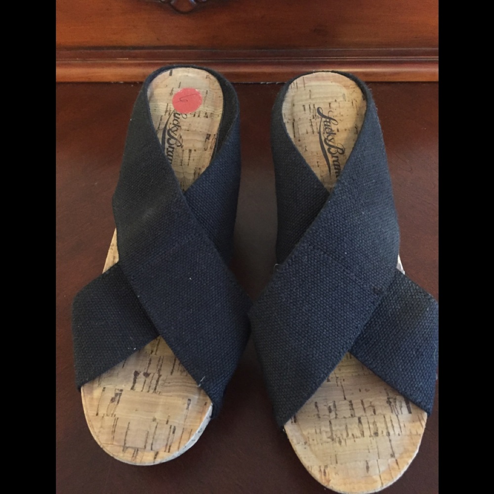 Lucky brand wedge sandals